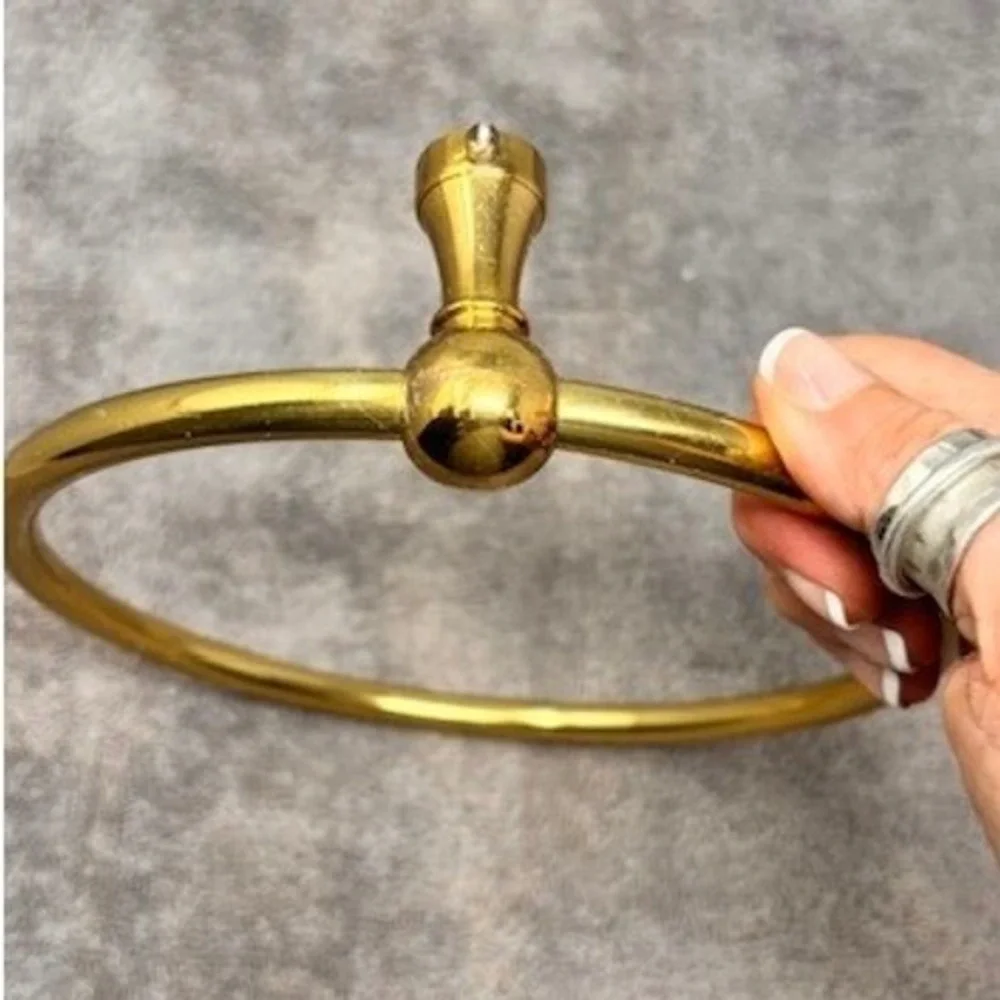 Vintage Brass Towel Ring Round Bathroom Wall Mount Holder Gold Tone Traditional